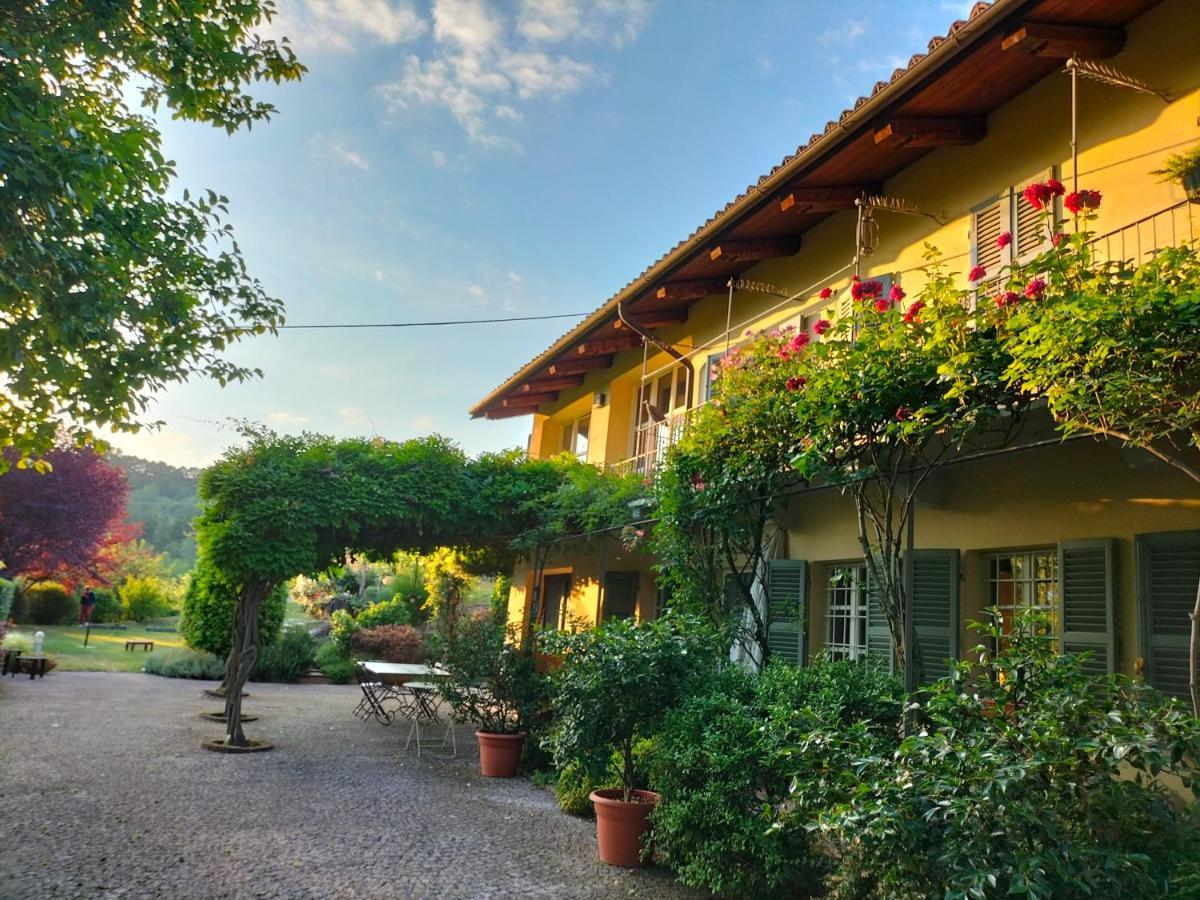 Sotto La Luna Bruna B&B Cocconato Exterior foto